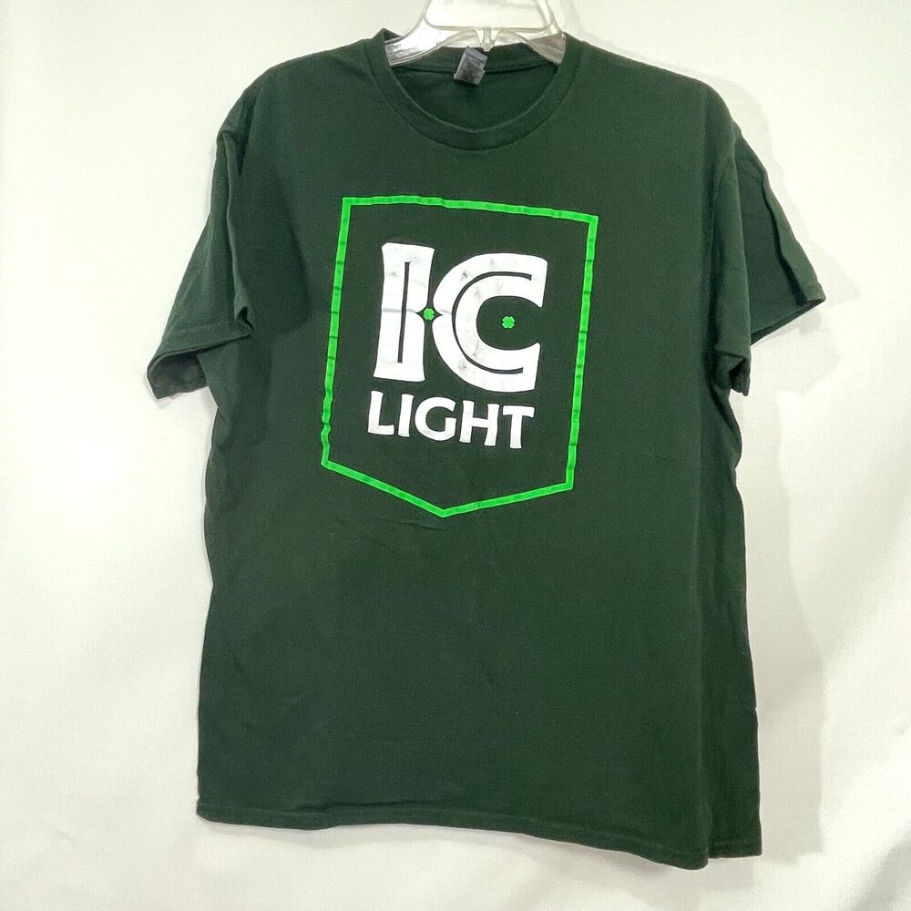 IC Light T Shirt Mens Large Green Graphic Tee Beer Saint Patrick's Day Crew Neck
